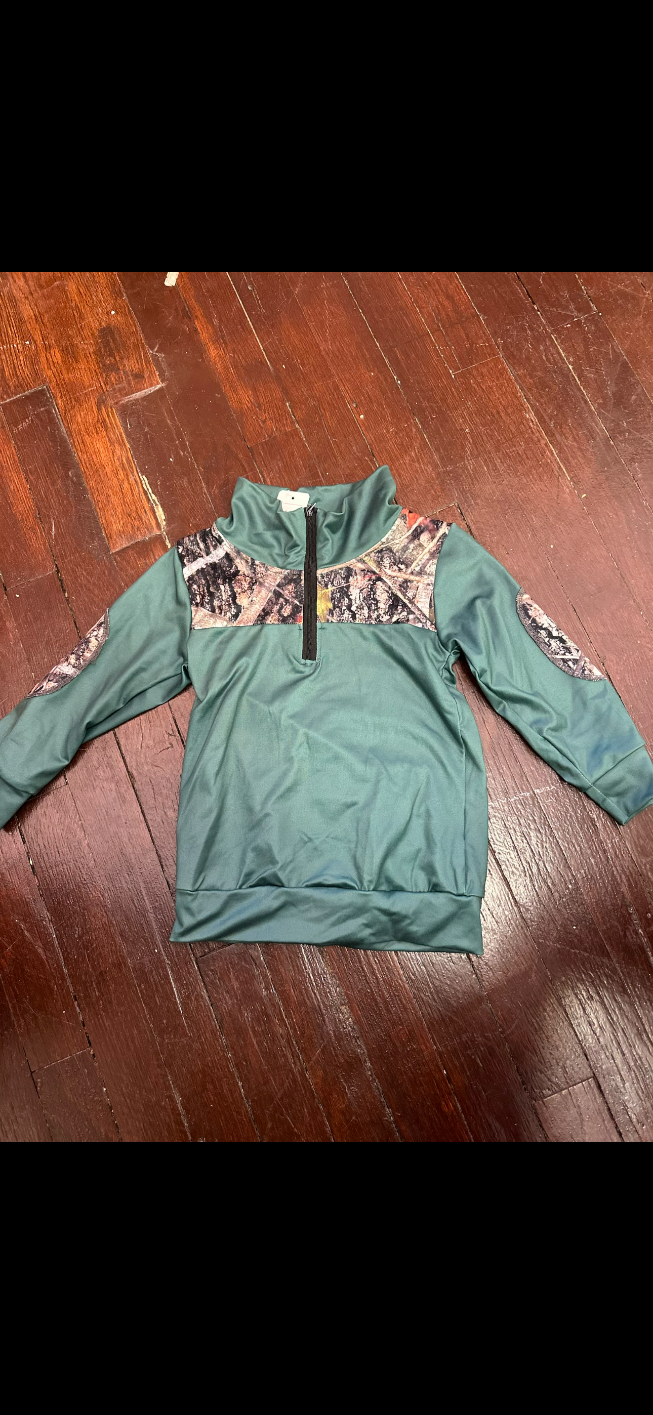Camo pullover