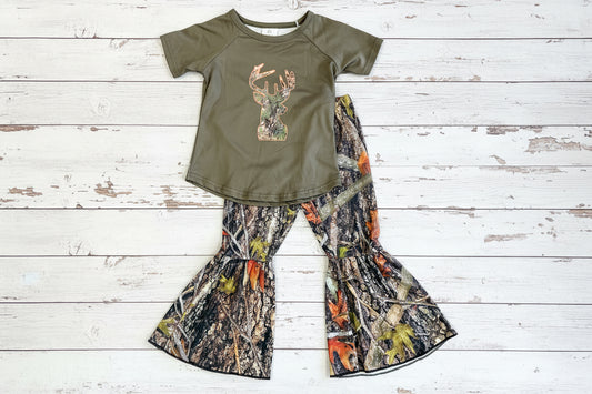 Camo Girls